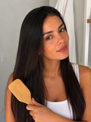 Escova de Bambu Antiestática com Massagem no Couro Cabeludo | Loja Celinea