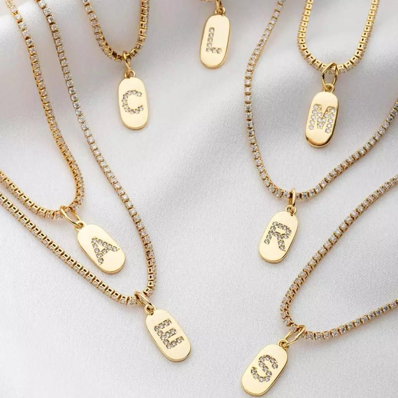 Colar Riviera com Letra Inicial em Zircônia | Semijoia Banhada a Ouro 18K - Loja Celinea