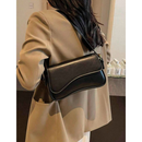 Bolsa Lua Feminina de Ombro Celinea com Alça Ajustável – Bolsa Moderna Elegante e Espaçosa