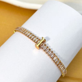 PULSEIRA DE LETRA INCRUSTADO COM ZIRCÔNIA BRILHANTE BANHADA EM OURO 18K
